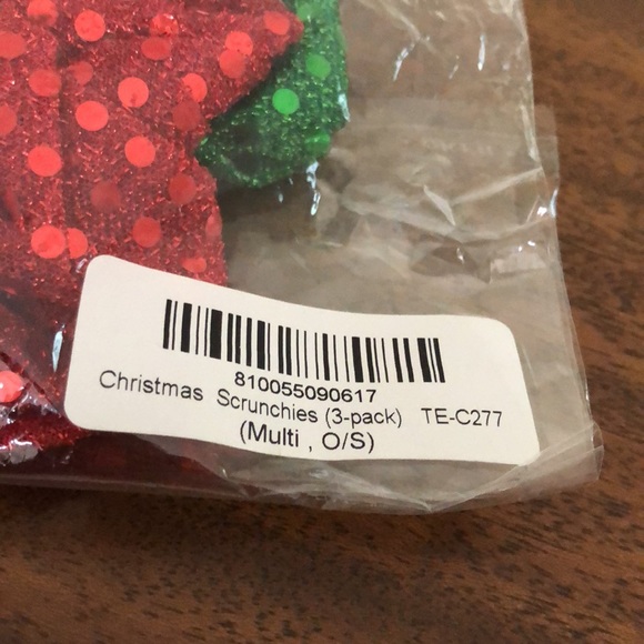 NWT Tipsy Elves 3 pack Christmas hair scrunchies - Picture 4 of 6